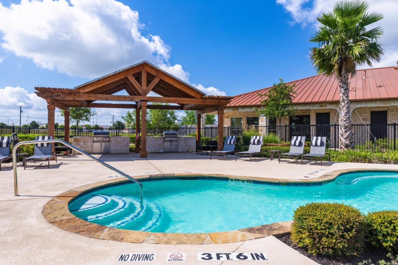 Bright And Spacious Apartments With Gym And Pool Access At Century Stone Hill North In Pflugerville, Austin Εξωτερικό φωτογραφία